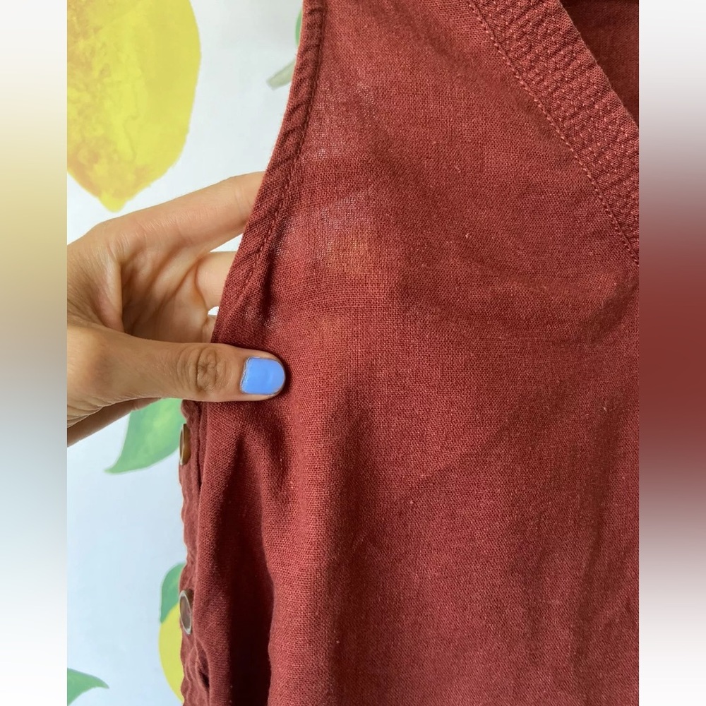 Caslon Linen Blend Side Button Rust Red V Neck Tank Top Size Small - Picture 9 of 9